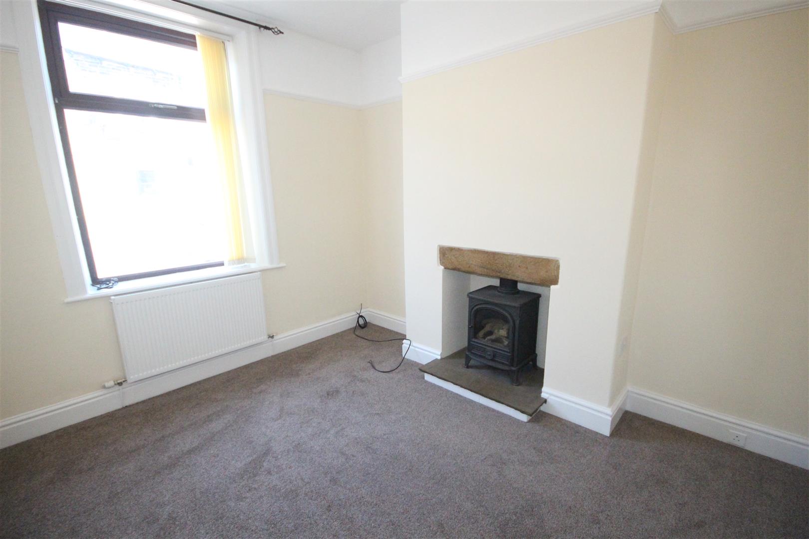 2 bedroom terraced house To Let in Barnoldswick - IMG_7863.jpg